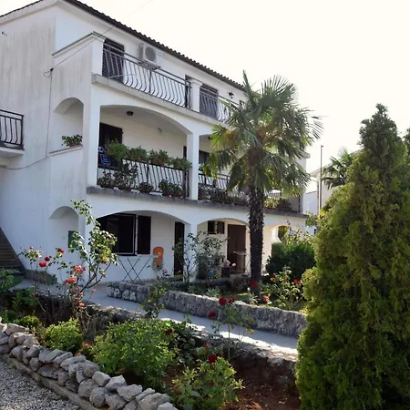 Milica By Interhome شقة