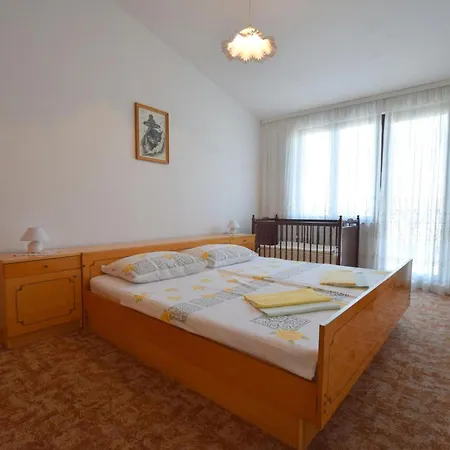 Milica By Interhome * نجيفيش