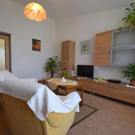 Milica By Interhome Appartamento Njivice